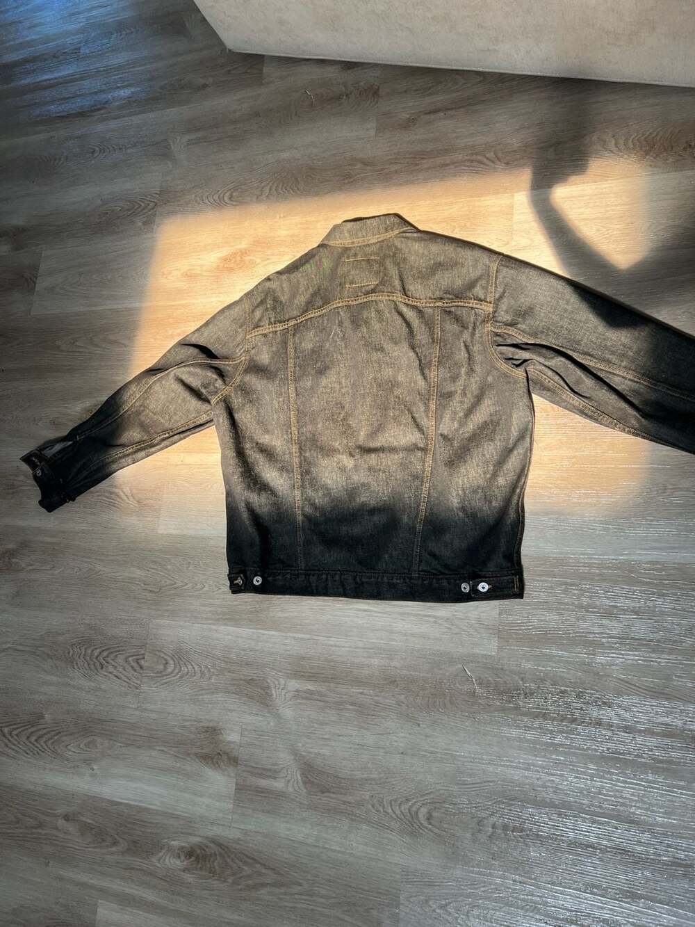 Vintage Levi's 70507-4870 Dark Wash Denim Trucker Jacket - Men's XL - Picture 11 of 14